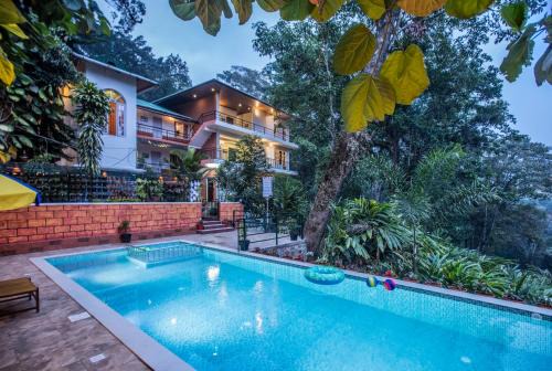 Devikolam Bed & Breakfast | Spice Jungle Resort