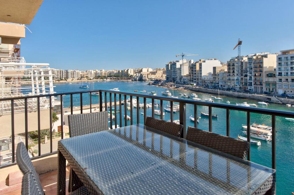Paceville Apartment | Spinola Seafront 4-bedroom Duplex Apartment