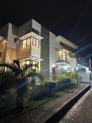 Talisay Villa | SpittlerVilla