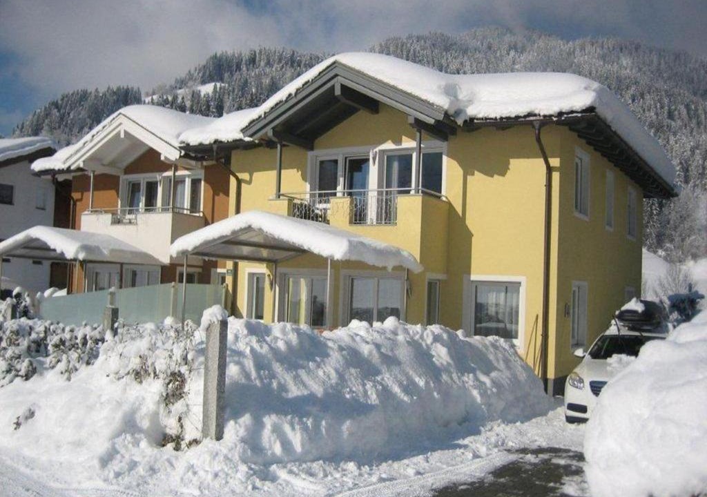 Itter House | Splendid Holiday Home in Itter with Wellness Centre