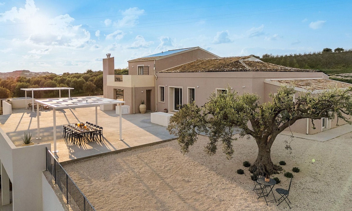 Noto Villa | Splendid villa with private pool - DiCasaInSicilia