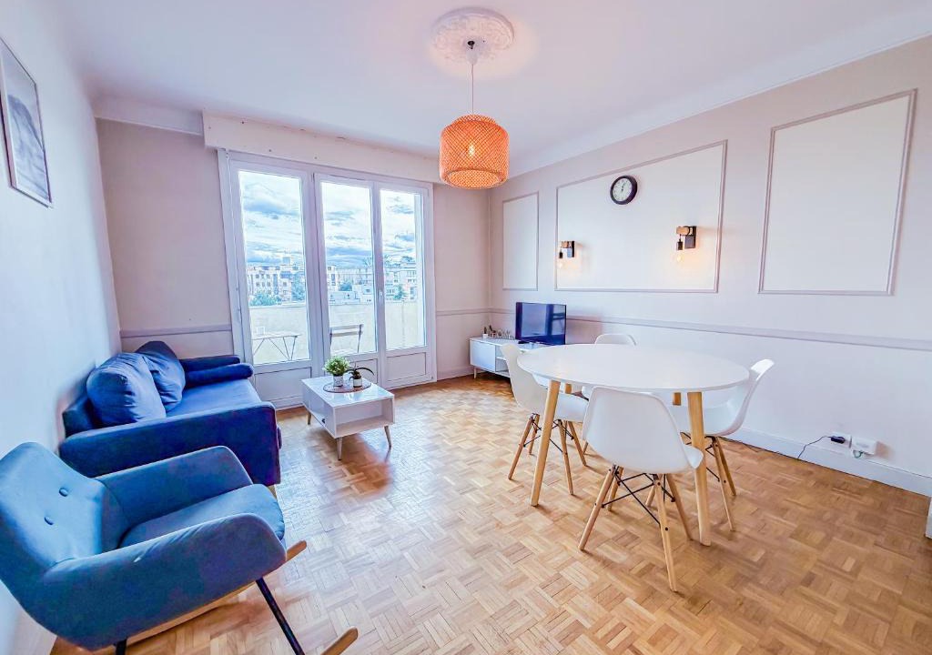 Sablon - Trudaine Apartment | Splendide T4 avec balcon