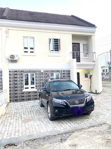 Abuja House | SPORSHE View Apo