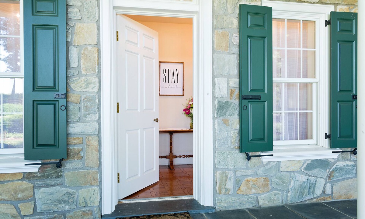 Narvon House | Sprawling Estate With Covered Bridge In Heart Of Lancaster County