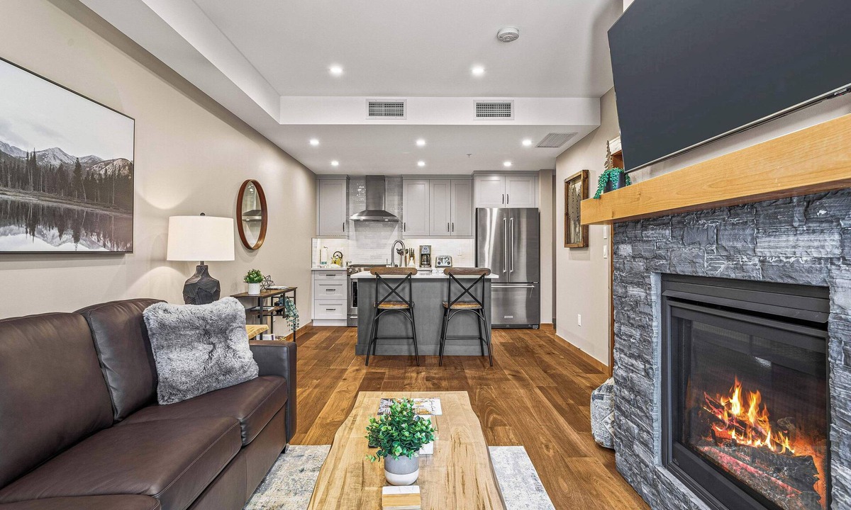 Canmore Condo | Spring Creek Vacations 1 BR Condo 305TM