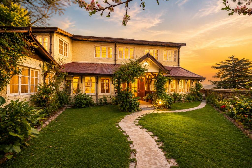 Knollswood Hotel | Springfields - A Heritage Palace Since 1902 by Eastlynn Experiences