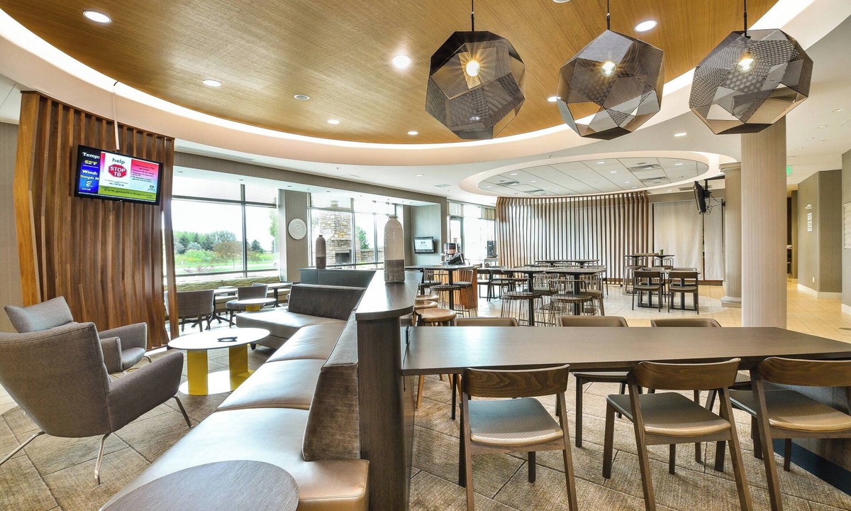 Grand Forks Hotel | SpringHill Suites by Marriott Grand Forks