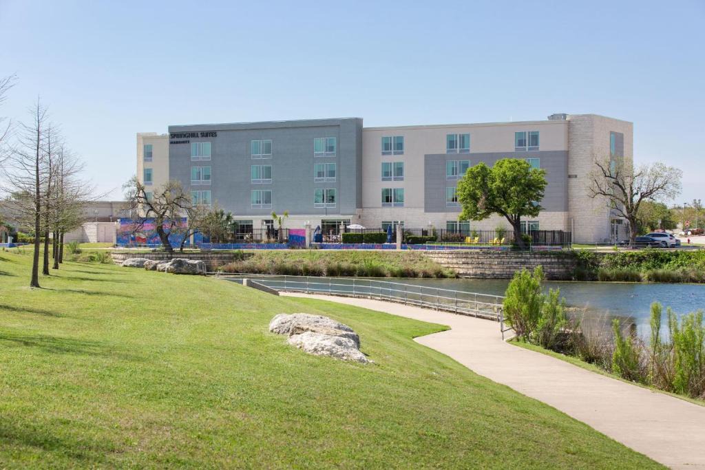 Cedar Park Hotel | SpringHill Suites by Marriott Austin Cedar Park