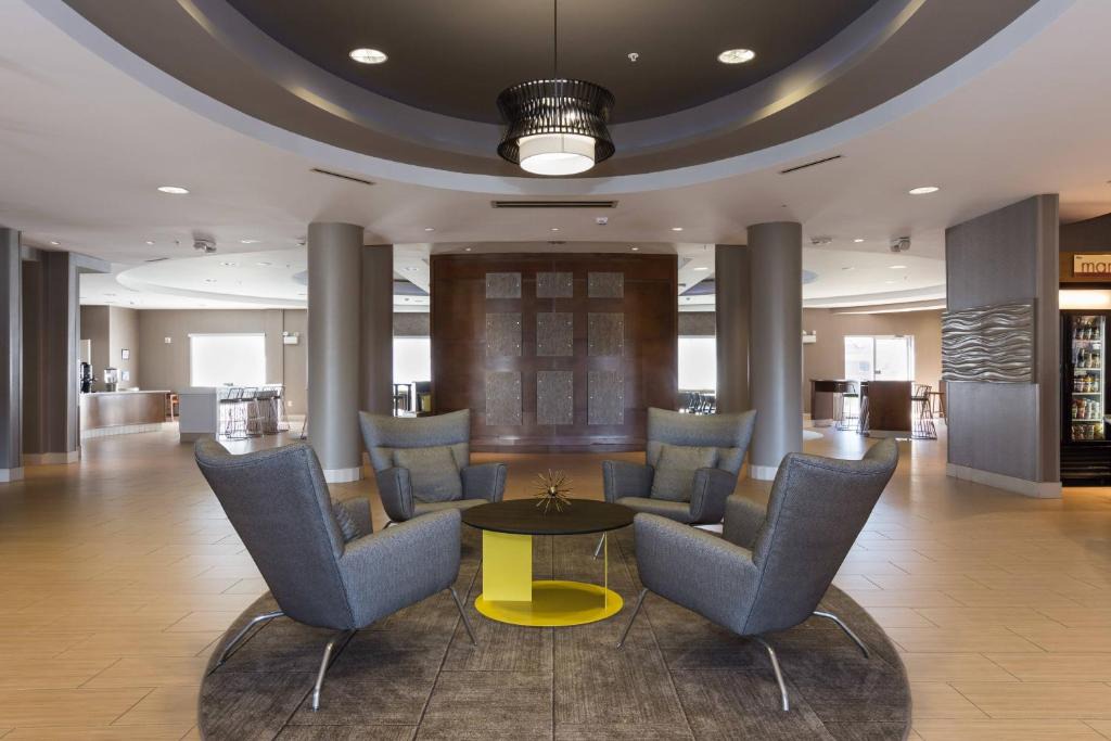 Charlotte Hotel | SpringHill Suites by Marriott Charlotte Ballantyne