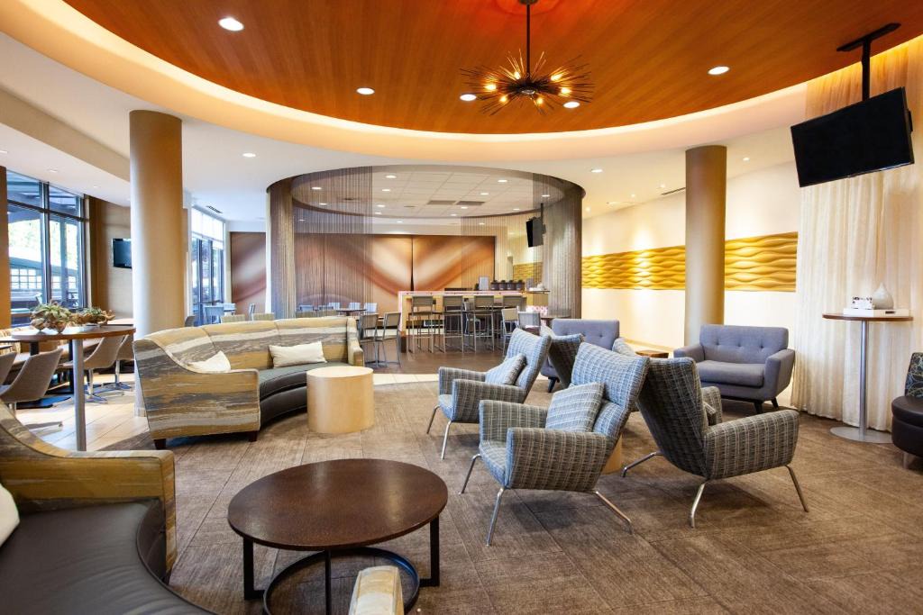 Wenatchee Hotel | SpringHill Suites by Marriott Wenatchee