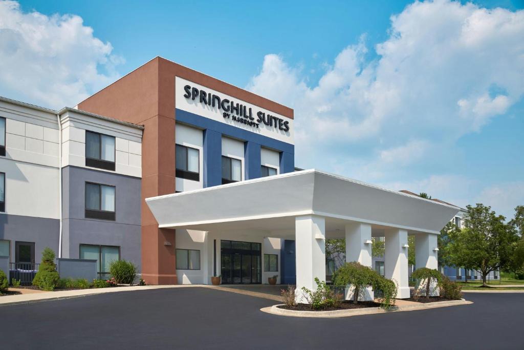 Lansing Hotel | SpringHill Suites by Marriott Lansing West