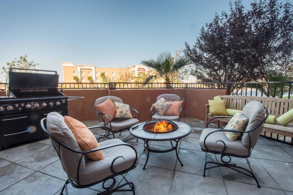 Ridgecrest Hotel | SpringHill Suites Ridgecrest