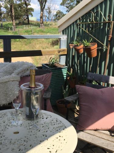 Rydal Apartment | Springmead Rustic Cabin