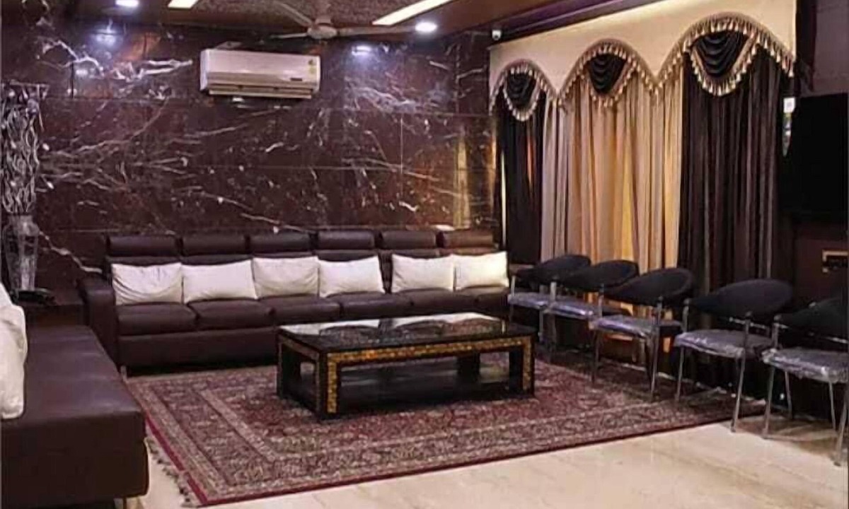 Agra Hotel | SR GUEST HOUSE