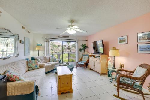 Crescent Beach House | St Augustine Resort Condo - Walk to Crescent Beach