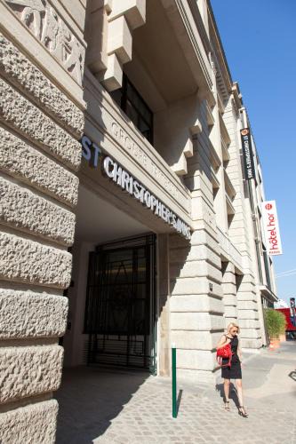 Saint-Vincent-de-Paul Hotel | St Christopher's Inn Budget Hotel Paris - Gare du Nord