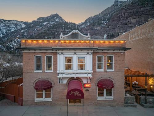 Ouray Hotel | St. Elmo Hotel