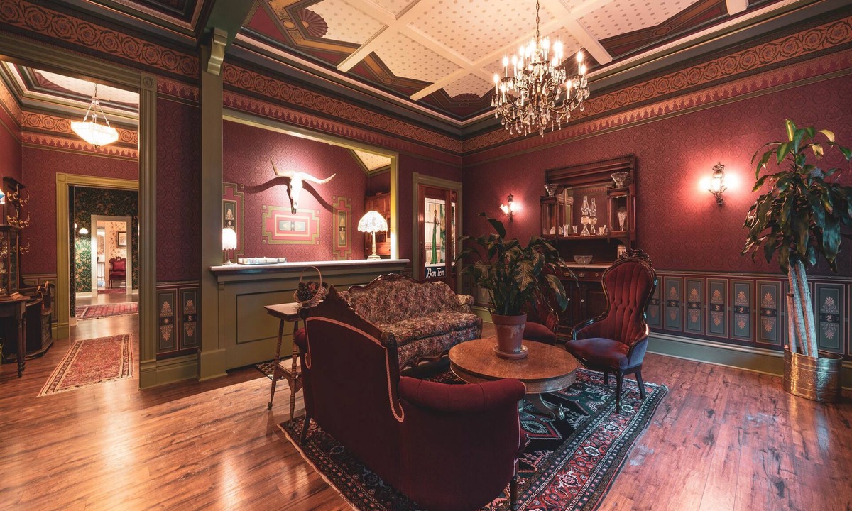Ouray Hotel | St. Elmo Hotel
