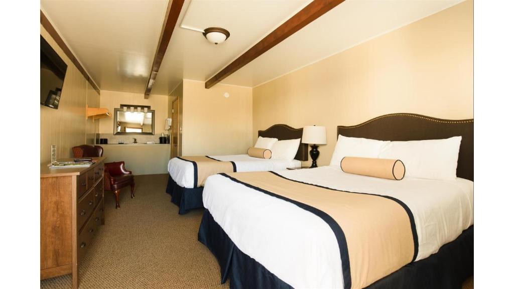 Cimarron Hotel | St James A2