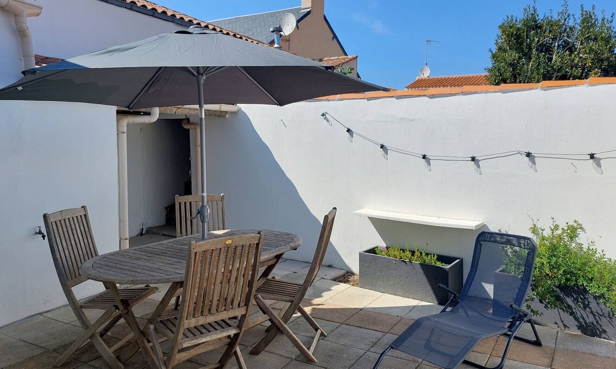 Les Sables d'Olonne Ski Chalet | St Nicolas I Agréable maison de Pêcheur I Village & Côte Sauvage