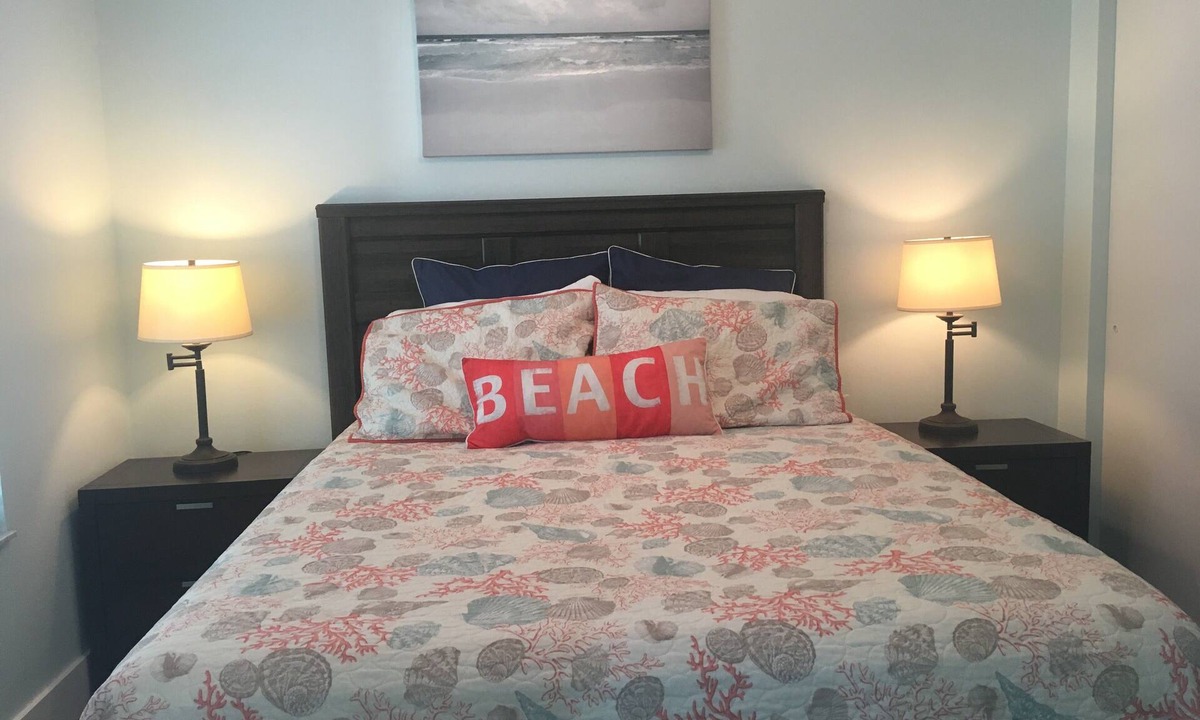 St. Pete Beach Cottage | St Pete Beach, 1 Bed/1 Bath, All New, Walk To White Sands Of St Pete Beach