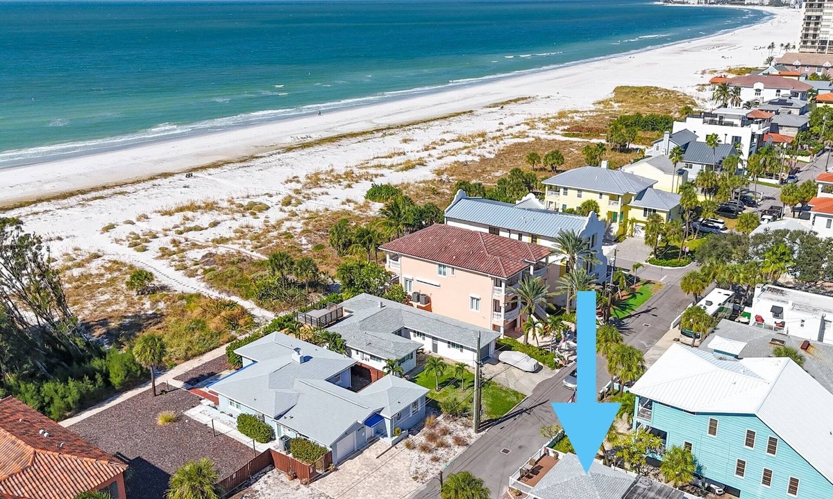 Don Cesar Cottage | St Pete Beach Don Cesar 1/1 WiFi Parking