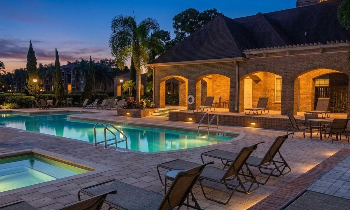 St. Petersburg Condo | St. Pete/Tampa 1 Bed/1Bath Condo/suite