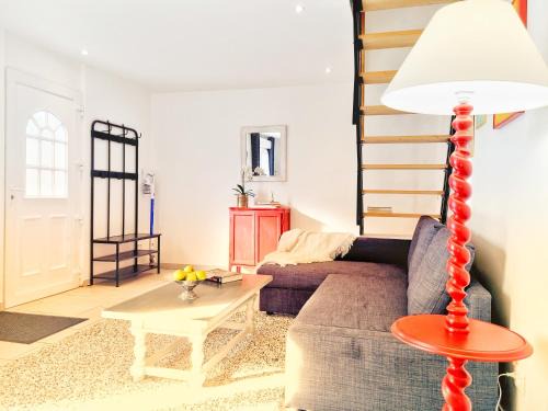 Lamorlaye Apartment | Stableyard cottages