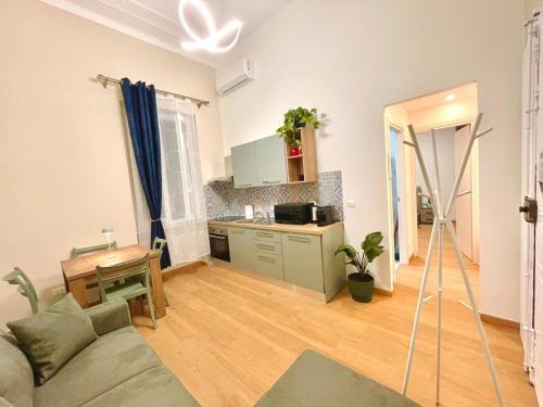 San Fruttuoso Apartment | Stadium Modern Flat