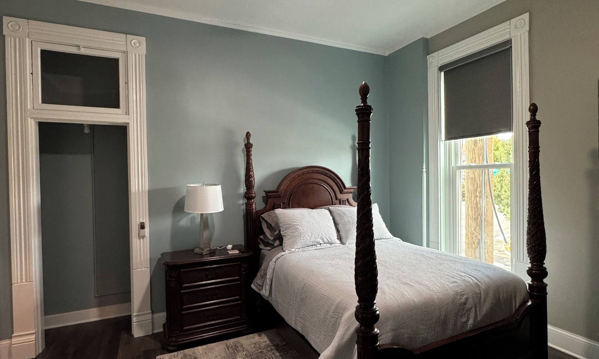 Babe Denny House | Stadium Stay #3, Walk to Lucas oil Stadium and convention center, free parking.