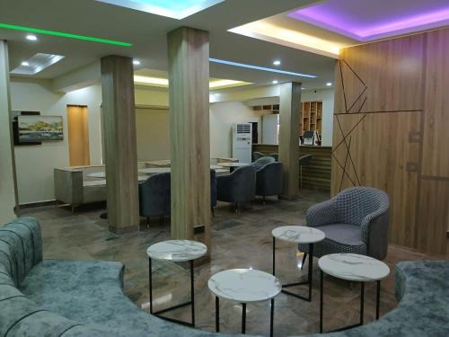 Orozo Hotel | Stallion Luxury Suites