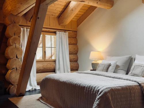 Gsteig Hotel | Standard 3 - Private Bathroom - Heiti Lodge
