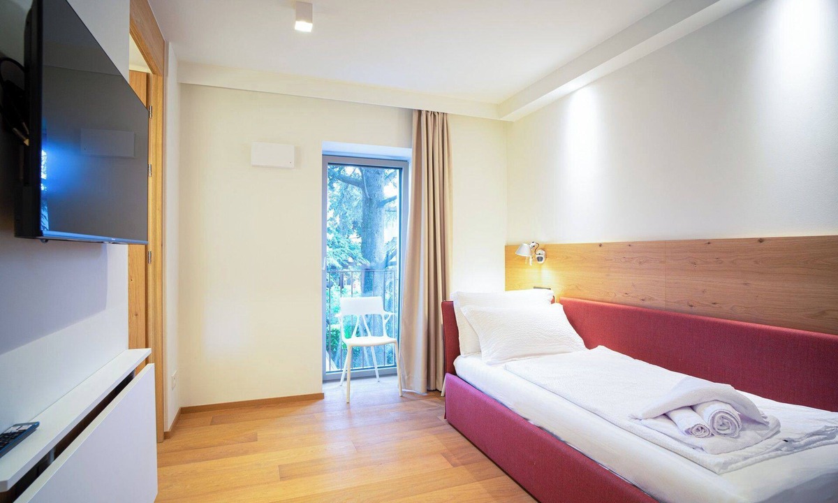 Gries - Quirein Apartment | Standard Studio - LA Tranquilla