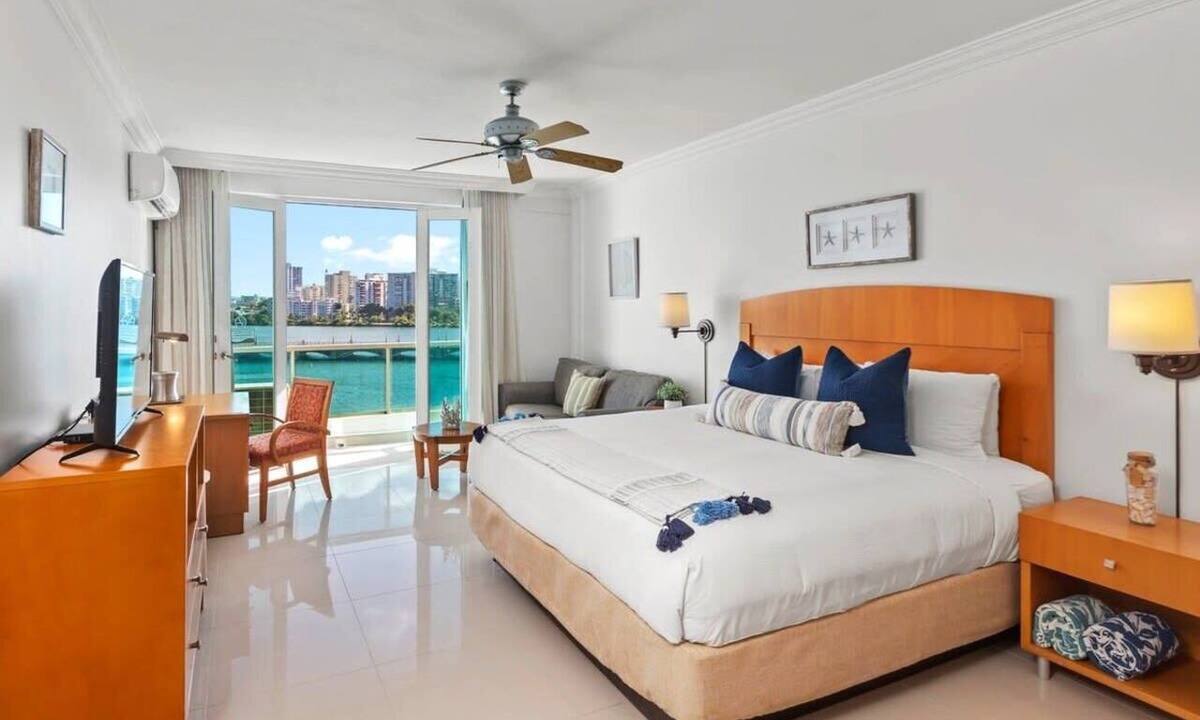 Puerta de Tierra Apartment | Star Studio | located at the Condado Lagoon Villas building in Condado