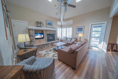 Keystone House | Starfire 1992 by SummitCove Lodging in Colorado