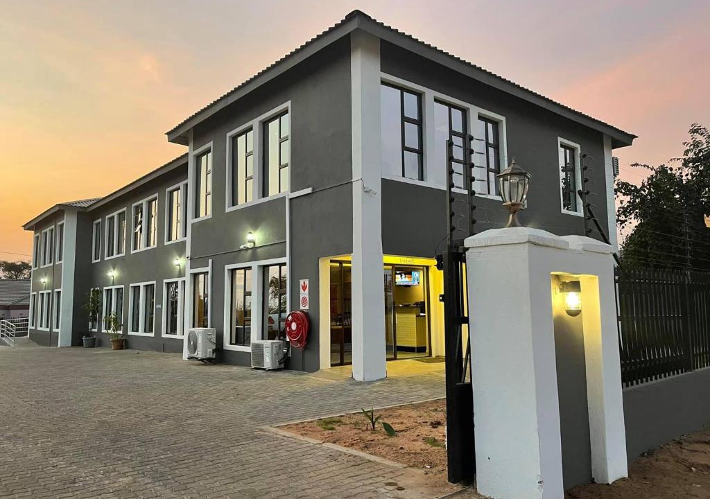 Kasane Bed & Breakfast | Starlight Inn