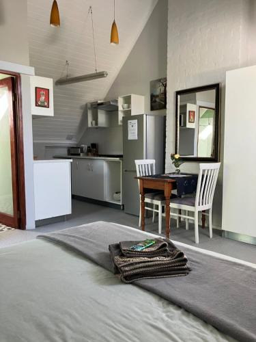 Die Boord Apartment | Starry Starry Night Loft, with Aircon in Die Boord