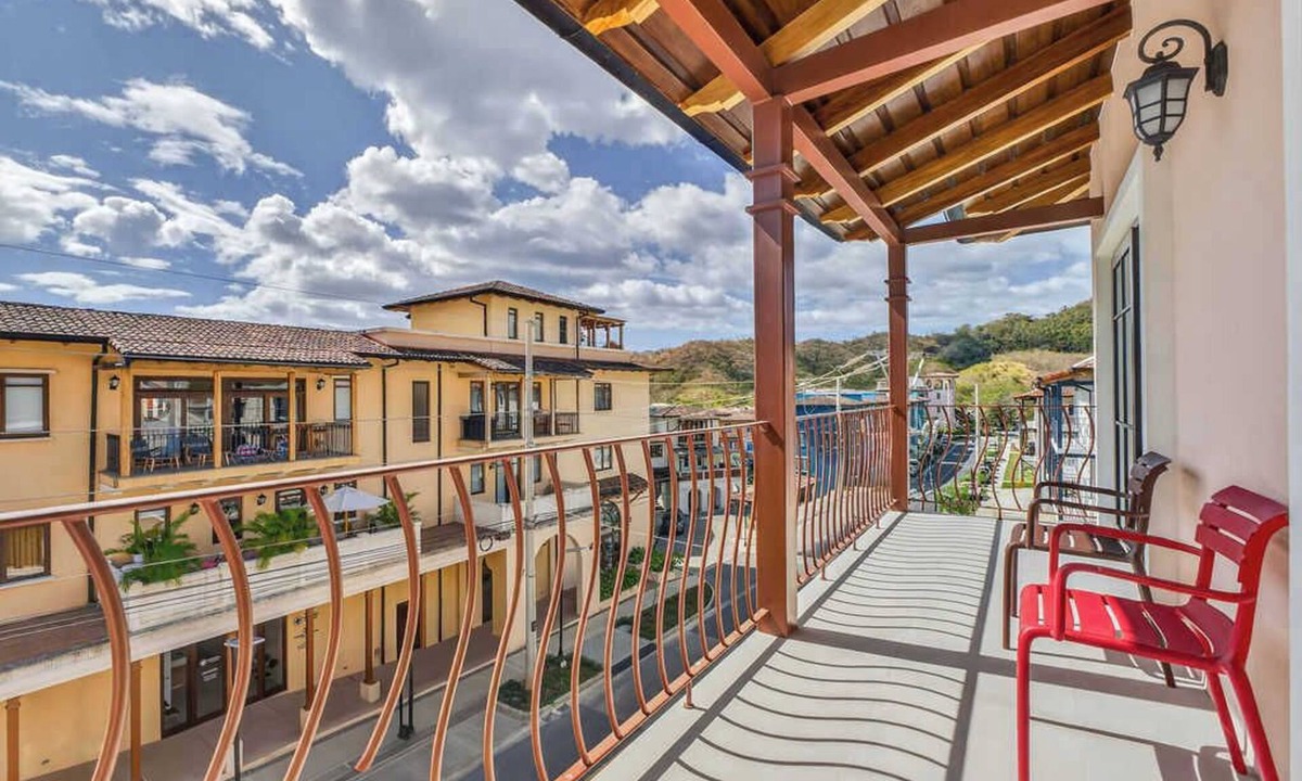 Las Catalinas Apartment | Stay a Few Steps to the Beach in Las Catalinas