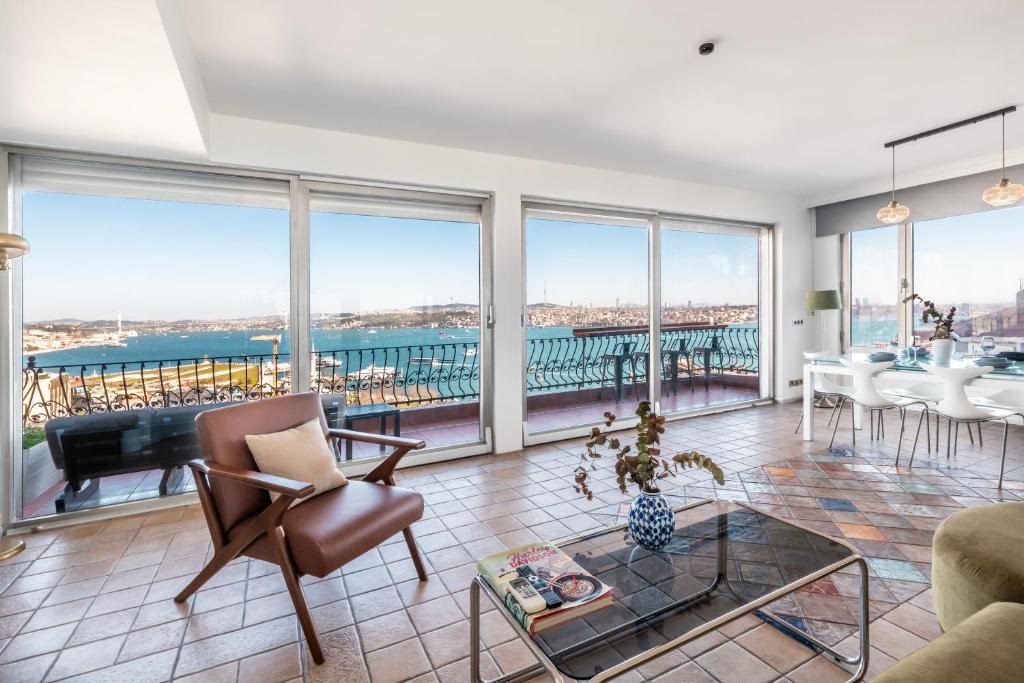 Kabatas Apartment | Stay Beyond The Bosphorus #3