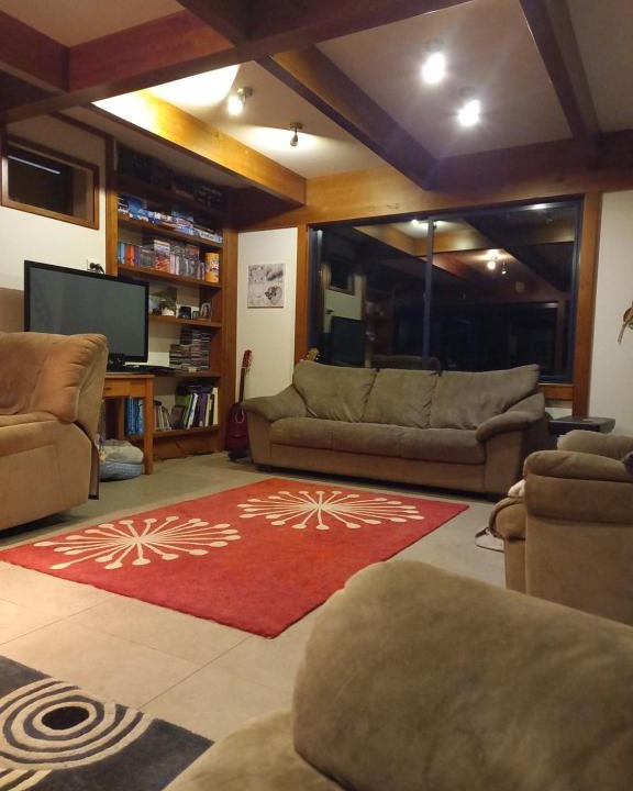 Shakespeare Bay House | Stay on Lindens