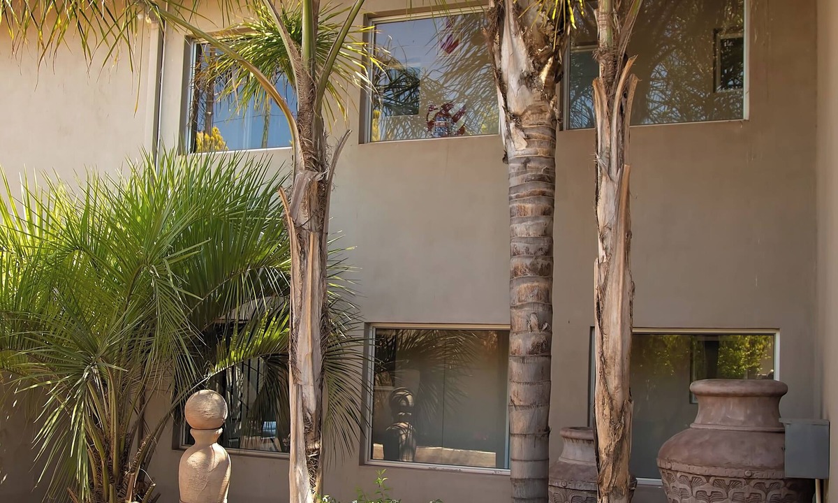 Tsantsabane House | Stay