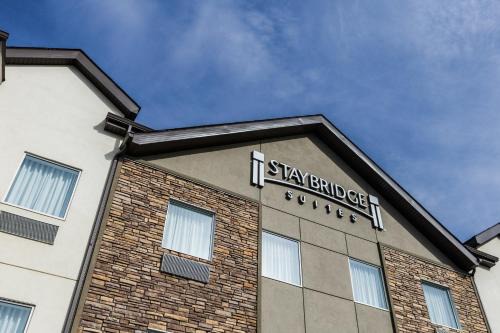 Dawson Creek Hotel | Staybridge Suites - Dawson Creek by IHG