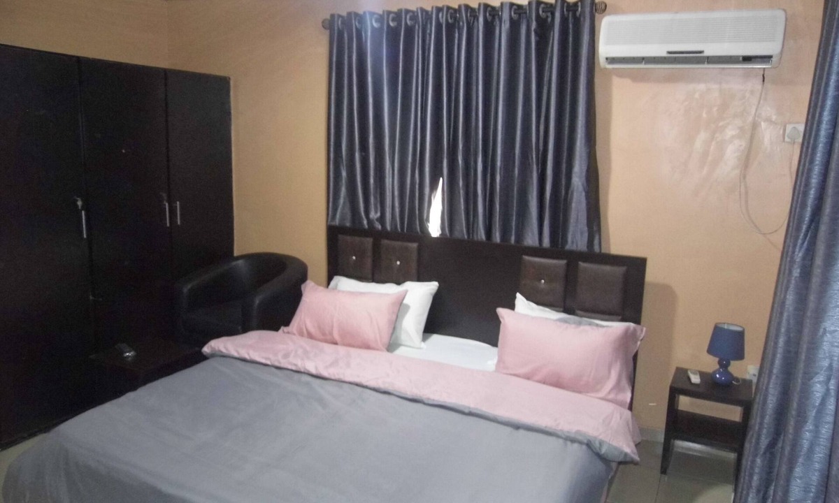 Lagos House | StayCation