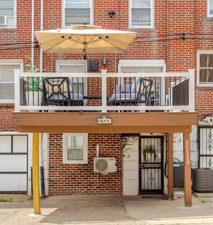 Overbrook Apartment | Staycation Suite