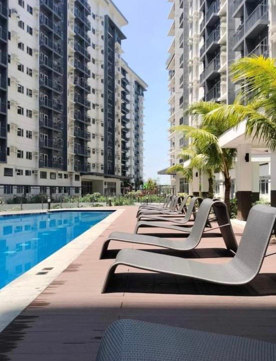 San Bartolome Apartment | Staycation@VineResidenceNovaliches