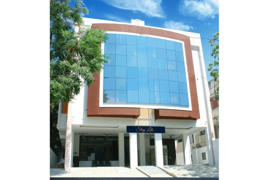 Mylapore Tiruvallikk Hotel | Staylite Suites