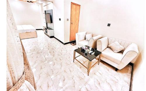 Karachi Apartment | StayLuxe