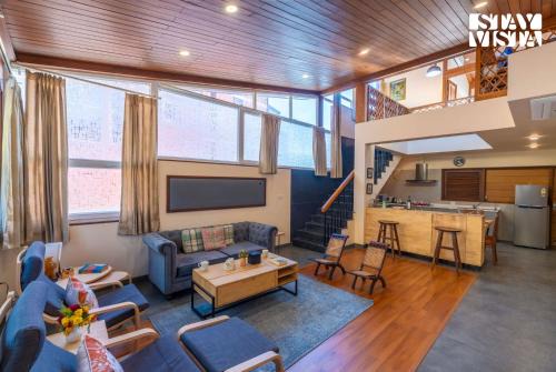 Shimla Villa | StayVista at Elm - Elysium Estate Valley 2BR, Bonfire & Meals