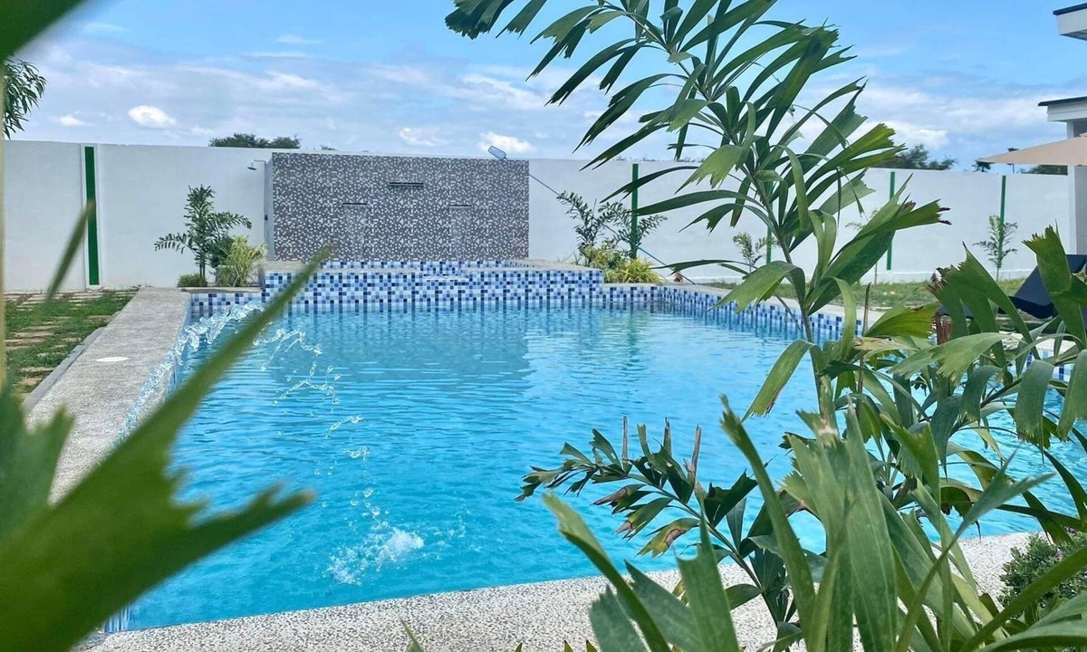 Dinalupihan Resort | Steffen Resort