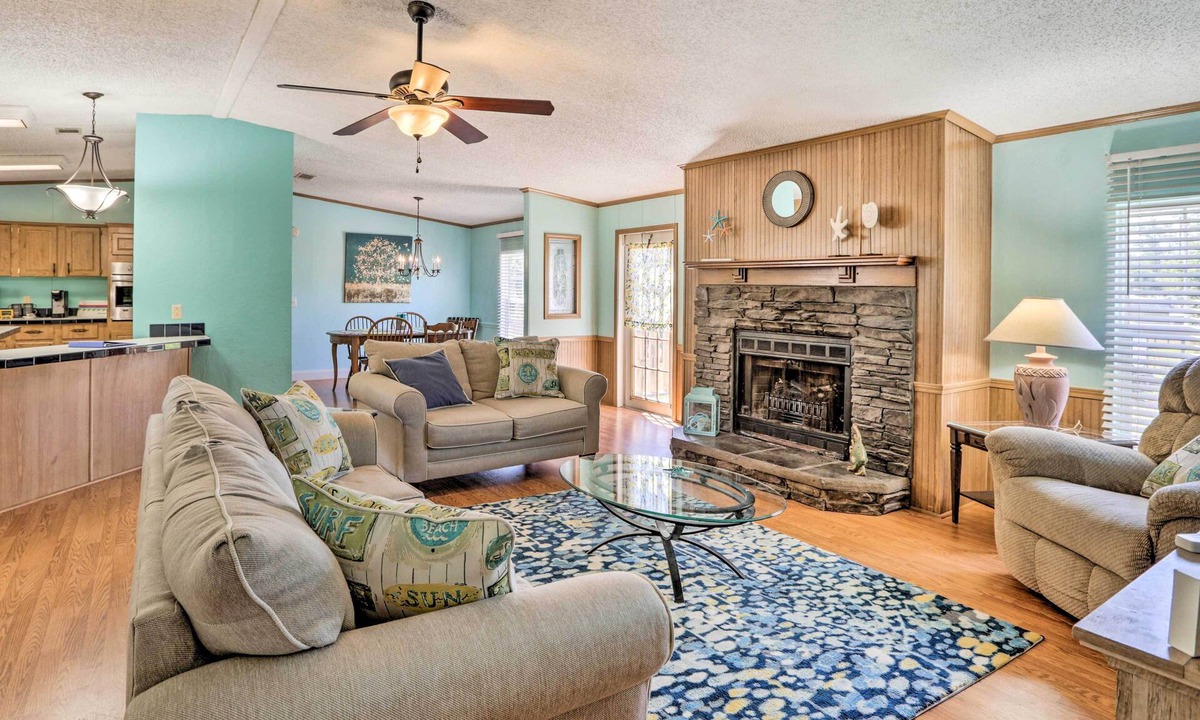 Steinhatchee Cottage | Steinhatchee Home w/Boat Parking: 1 Mi to Marina